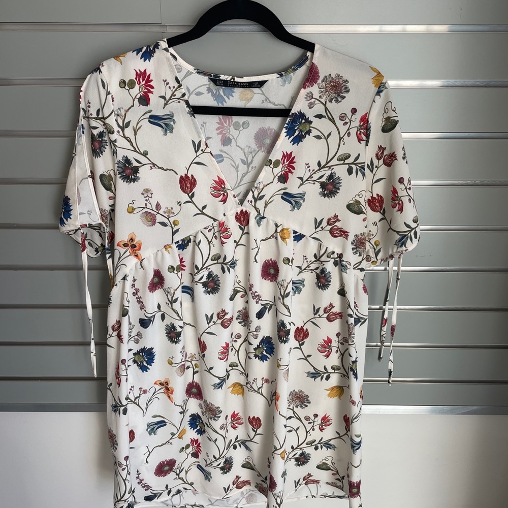 Mini floral dress